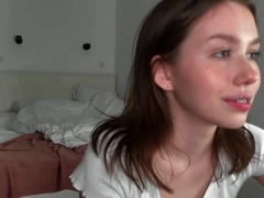 Hot Amateur Webcam Teen Masturbates For Their Fans