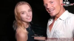 S&uuml;&szlig;e Deutsche Blonde Teen Mit Kleinen Titten Beim Echten Sextreffen
